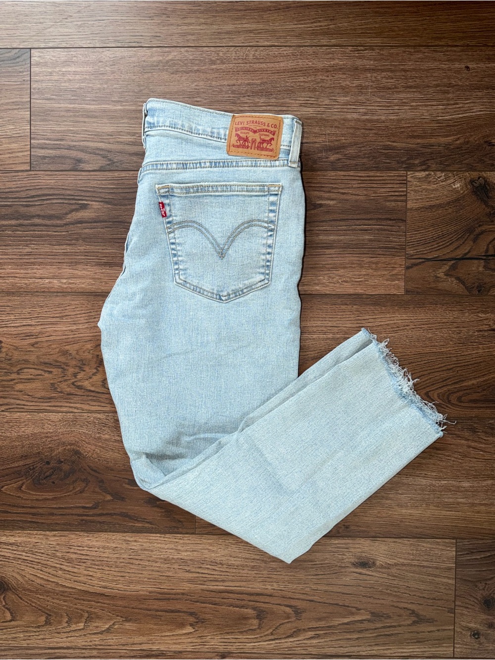 Levi's Light Wash Jeans - Light Blue